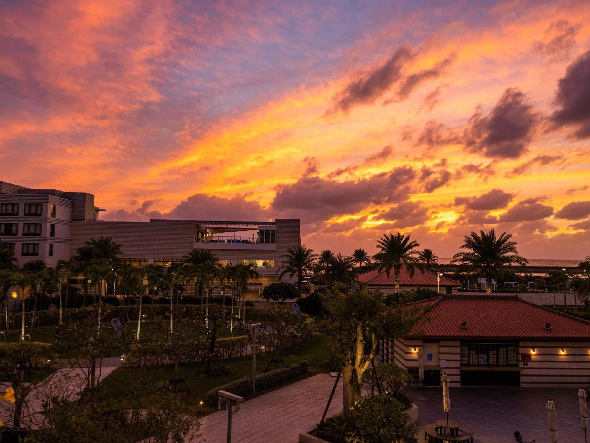 Hilton Okinawa Chatan Resort Extérieur photo