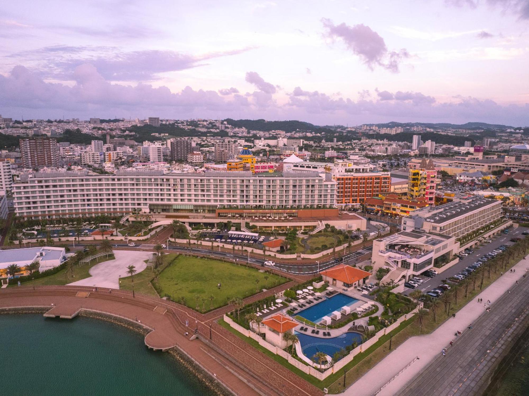 Hilton Okinawa Chatan Resort Extérieur photo