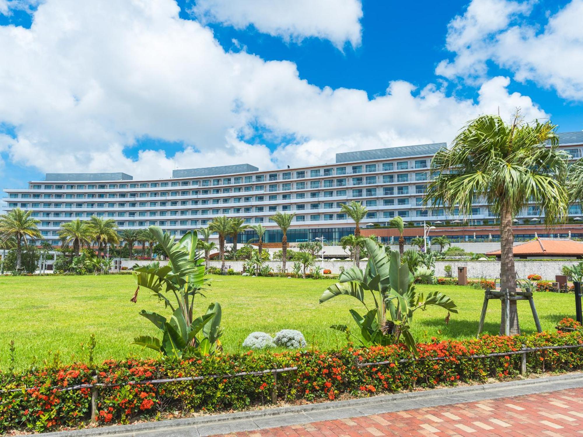 Hilton Okinawa Chatan Resort Extérieur photo